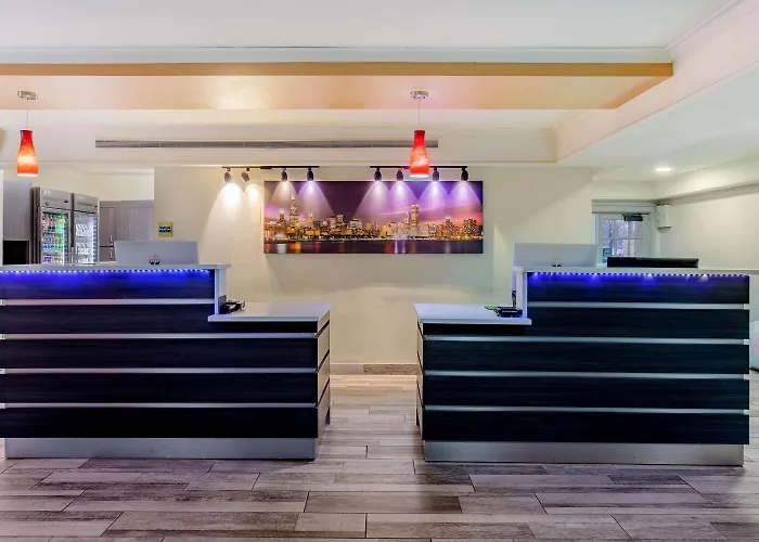 Chicago O'hare Airport Hotel Elk Grove Village
