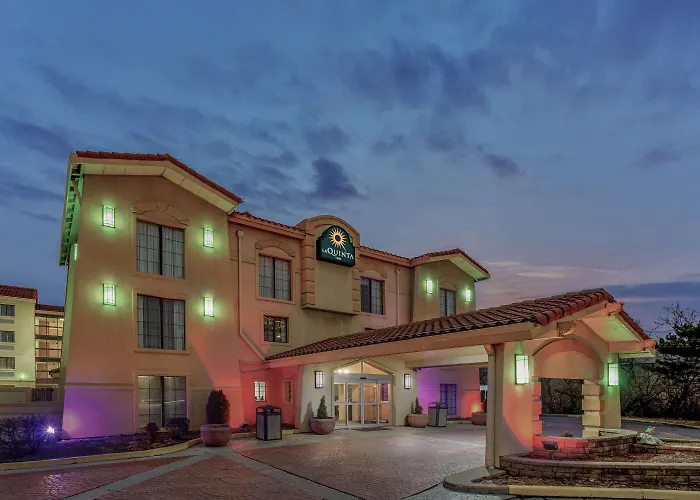 Chicago O'hare Airport Hotel 3*