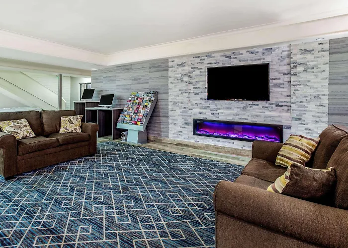 Chicago O'hare Airport Hotel 3*