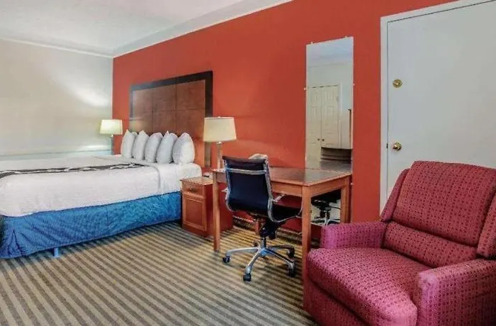 Hotel Chicago O'hare Airport 3*
